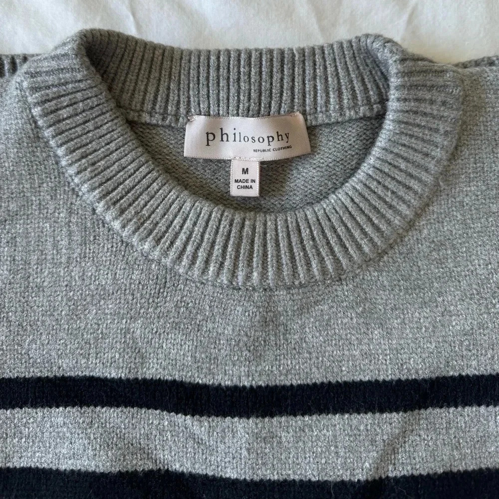 philosophy grey and black striped crewneck knit sweater size medium